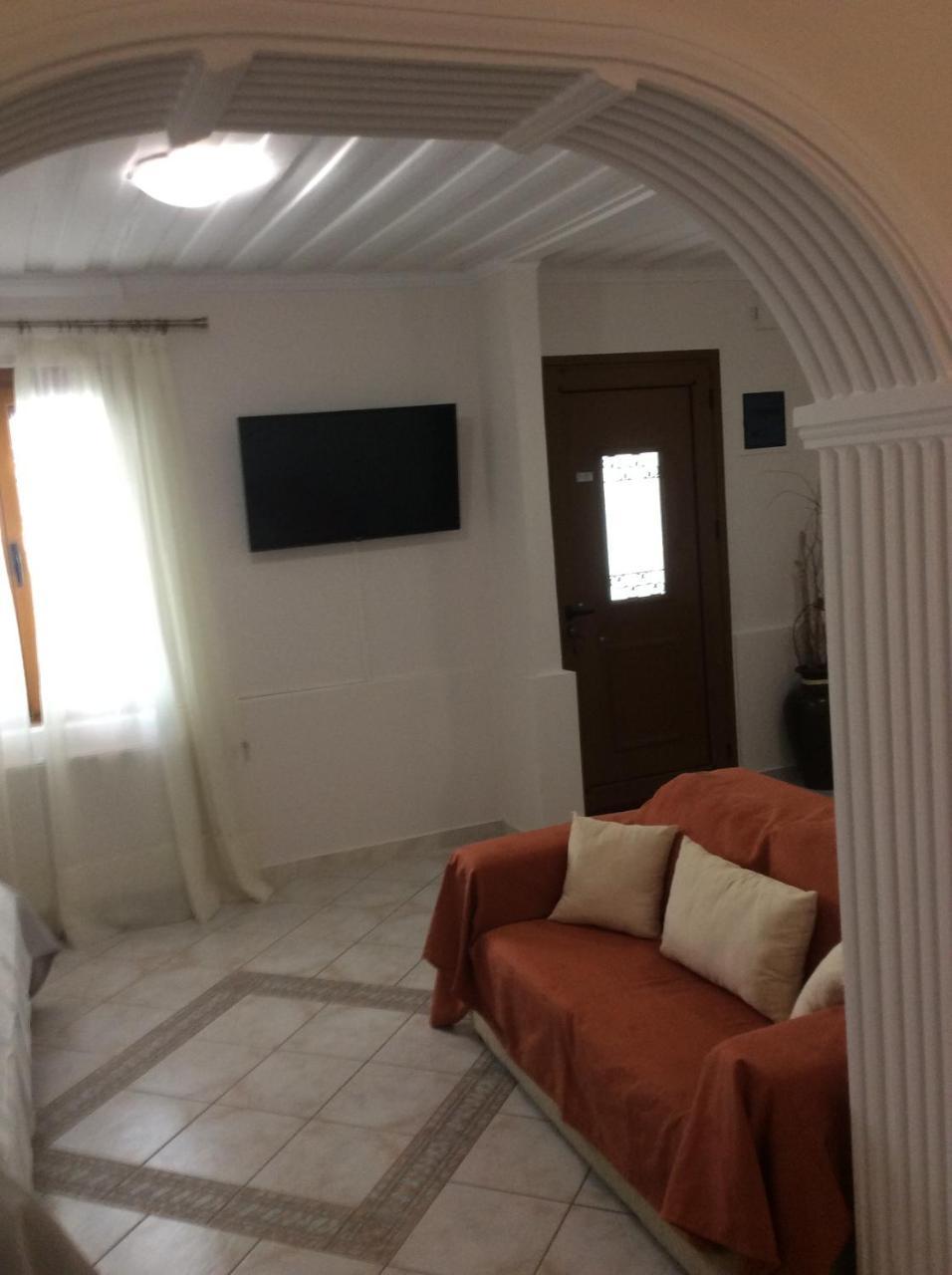 Apartment Gio III Zakynthos Town Exterior photo